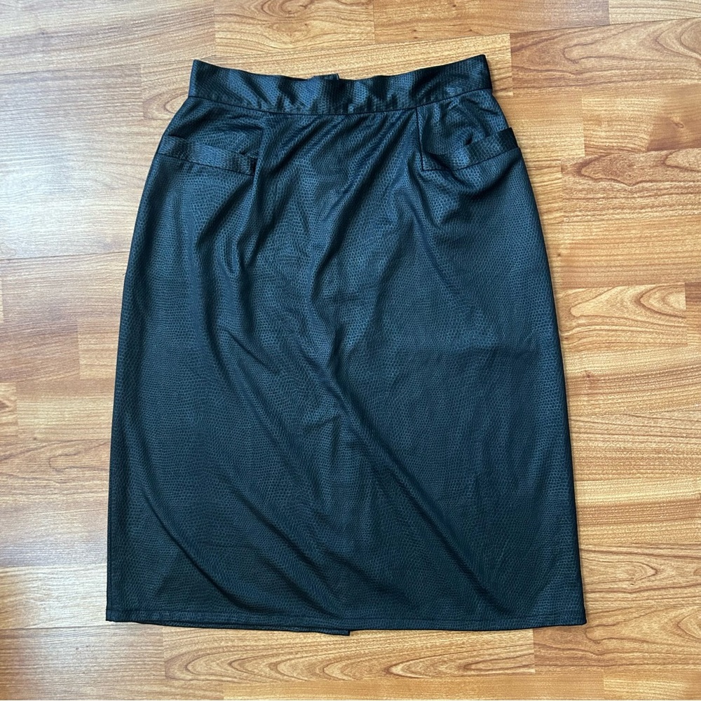 4/$15 Nonstop black pencil skirt